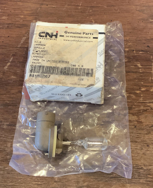 CNH Lightbulb image 0