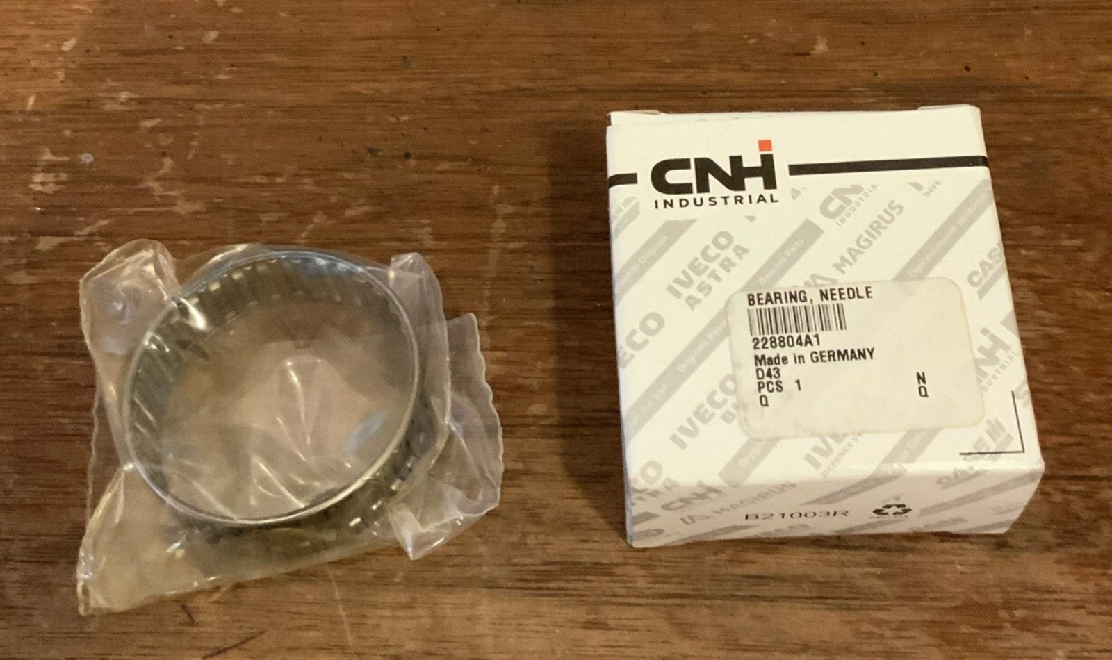 CNH Bearing Needle image 0