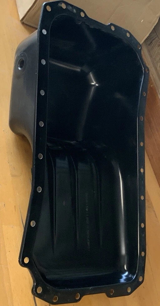 CASE IH Engine Oil Pan image 2