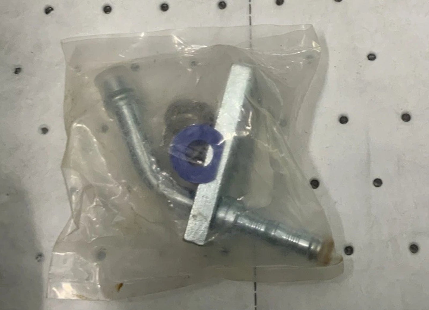Ap Air Quick Clip 45° #8 Discharge Fitting - Peterbilt image 1