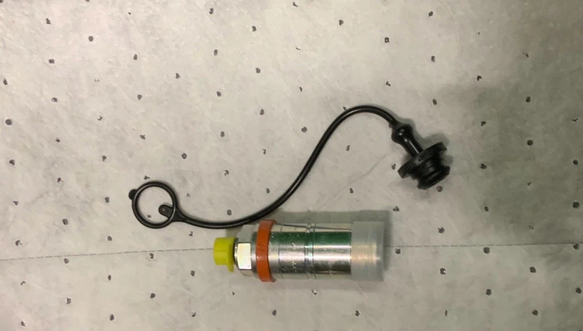 Hydraulic Breakaway Coupler, Female image 0