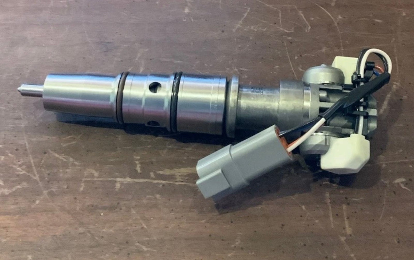 International I-6 Injector 4HBR W/7MM Pin image 0