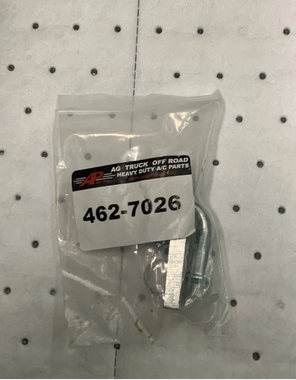 Ap Air Quick Clip 90° #8 Discharge Fitting - Peterbilt image 0