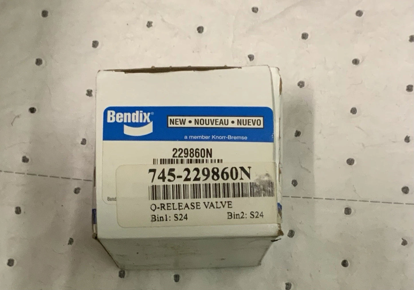 BENDIX QUICK RELEASE VALVE image 0