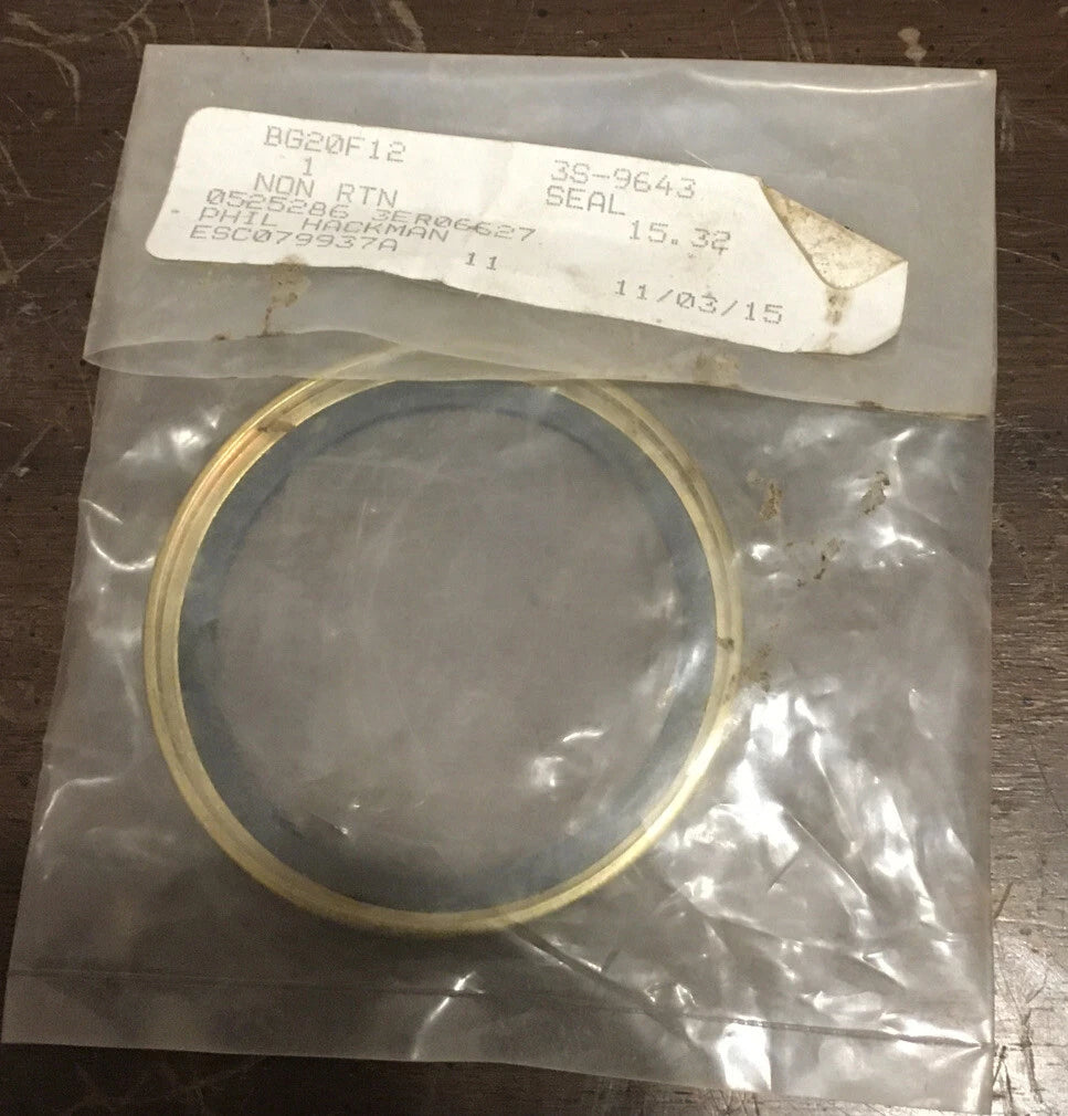 CAT Oil Seal image 0