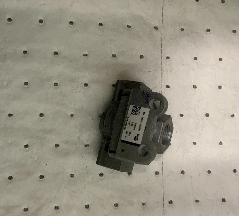 Bendix VALVE, RELEASE image 2