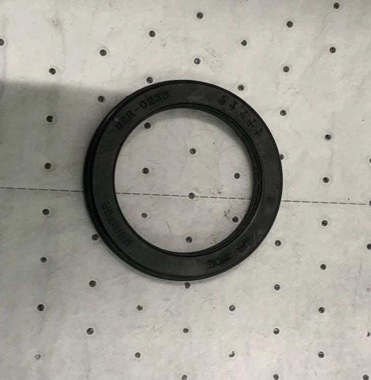 Meritor Steer Oil Wheel Seal image 1