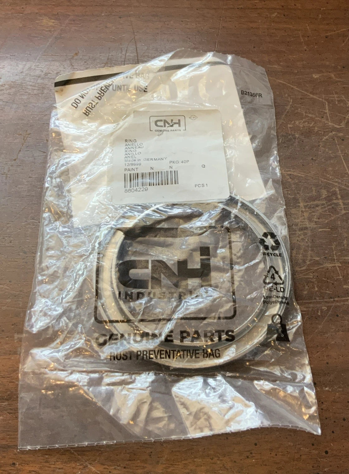 8604229 Case IH Ring