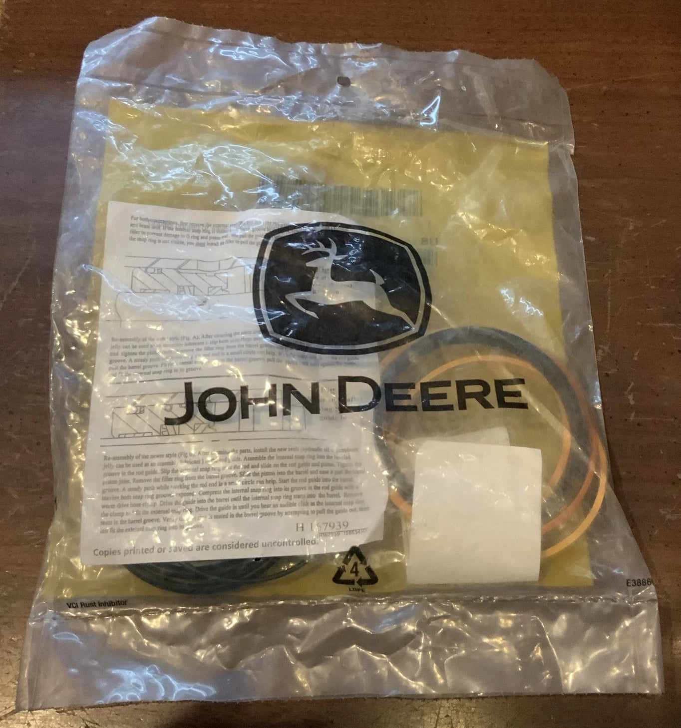 AHC22107 John Deere Cylinder Seal Kit