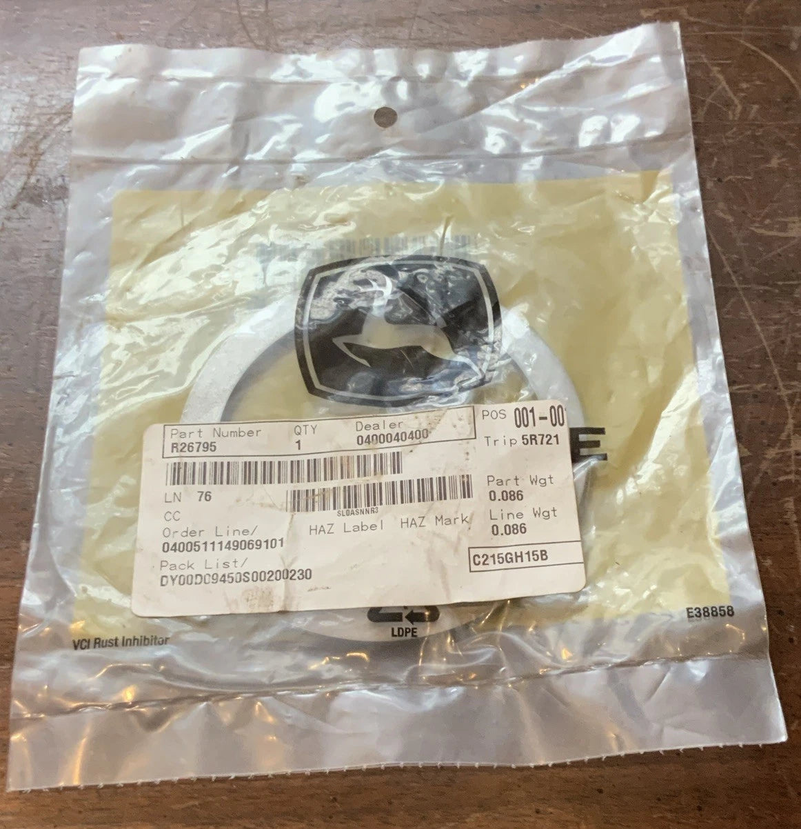 R26795 John Deere Round Hole Washer