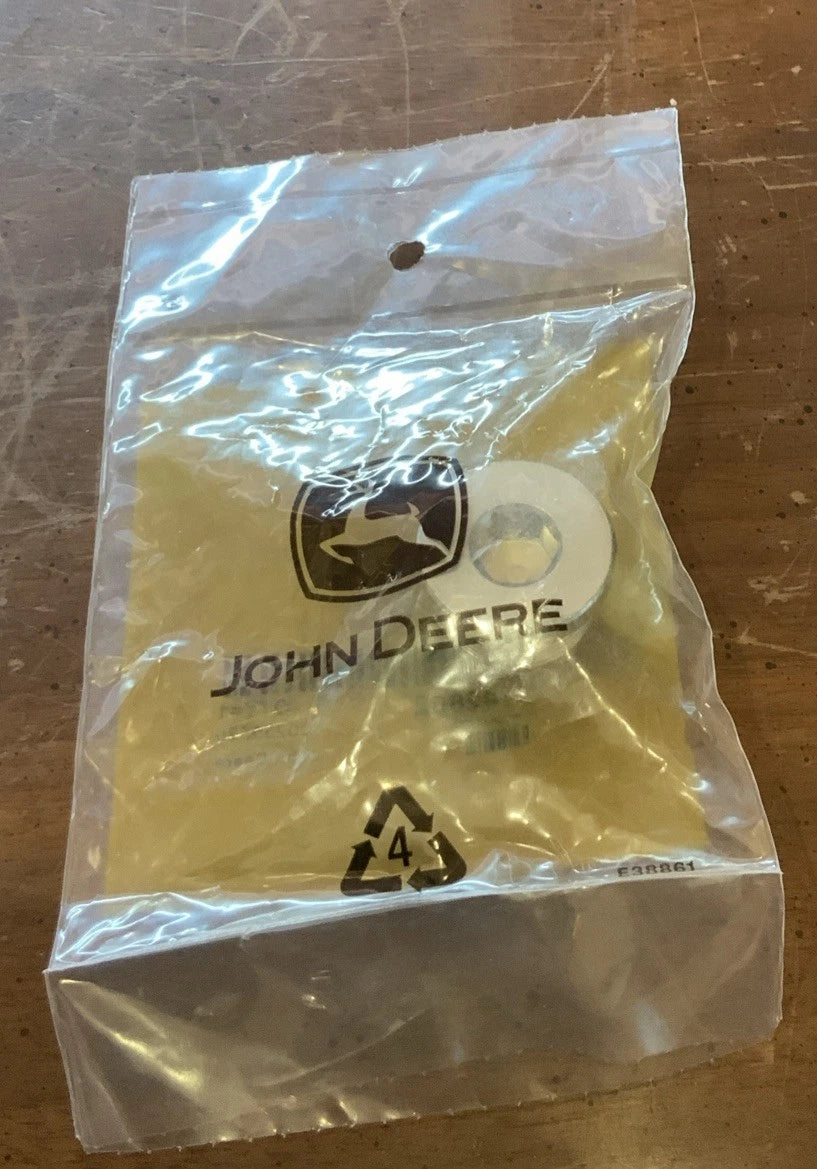 T142802 John Deere Plug