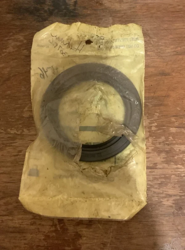 New Holland Oil Seal - Image 2