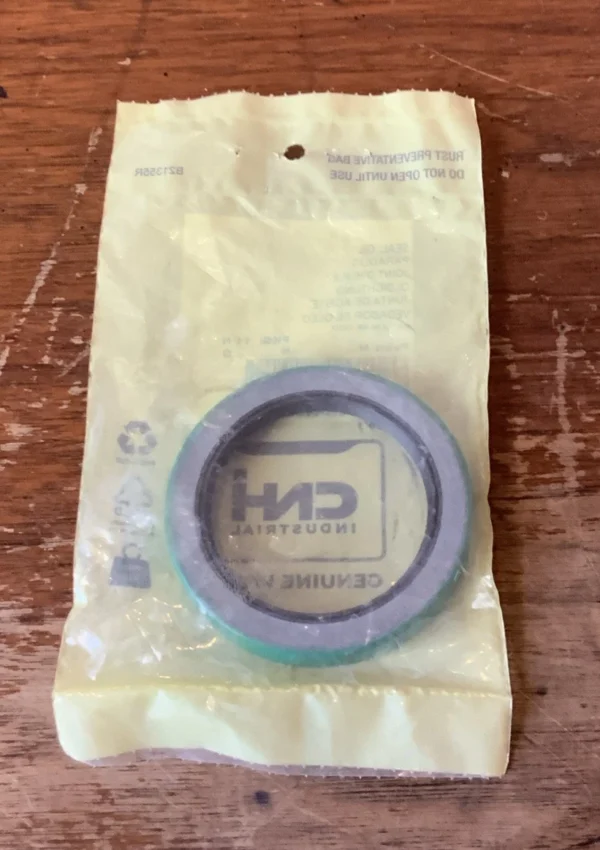New Holland Ring - Image 2