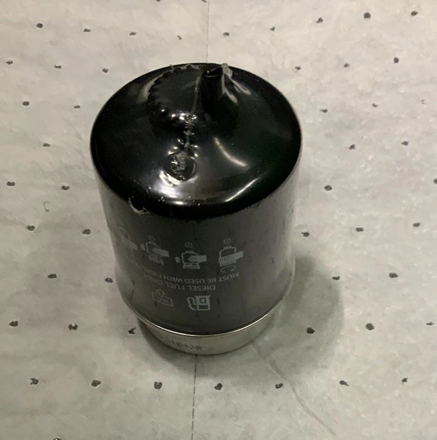 RE62418 John Deere Fuel Filter